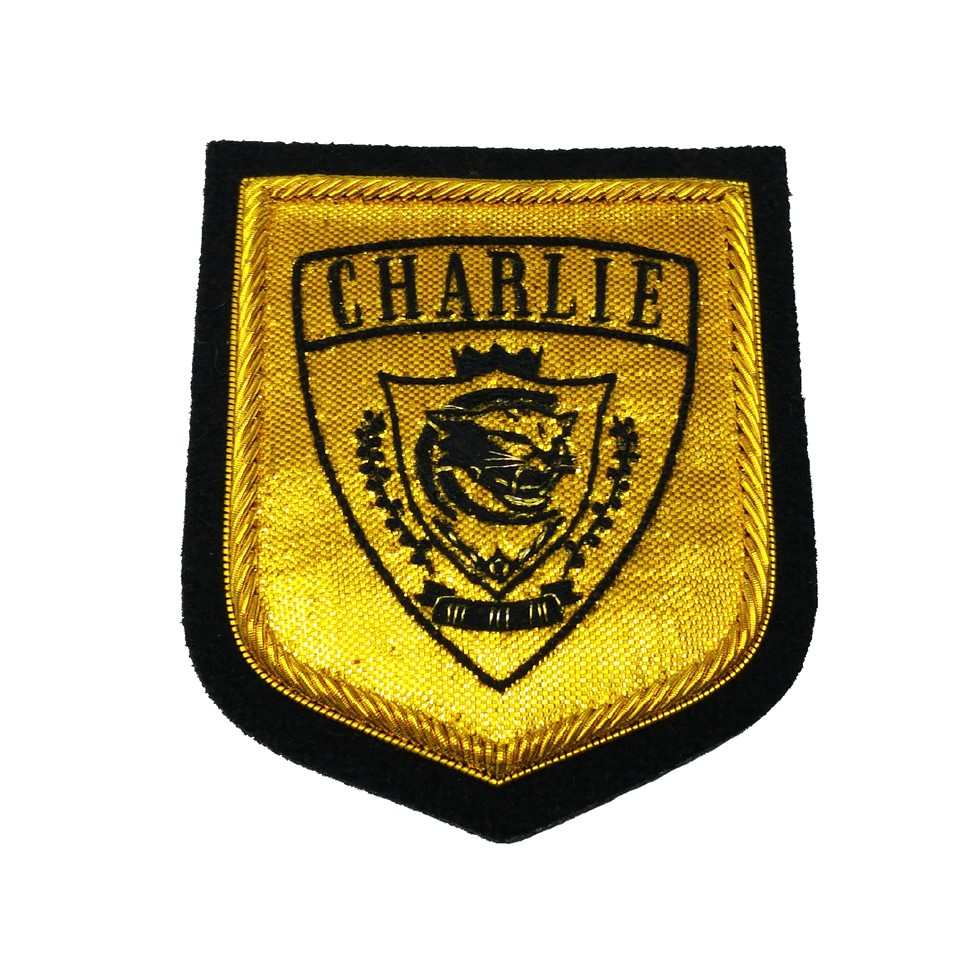 BADGE SHIELD SMALL - CHARLIE D&G1463-CW